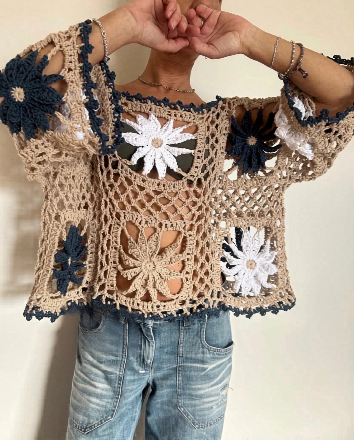 Dahlia Flowers Top Crochet Pattern