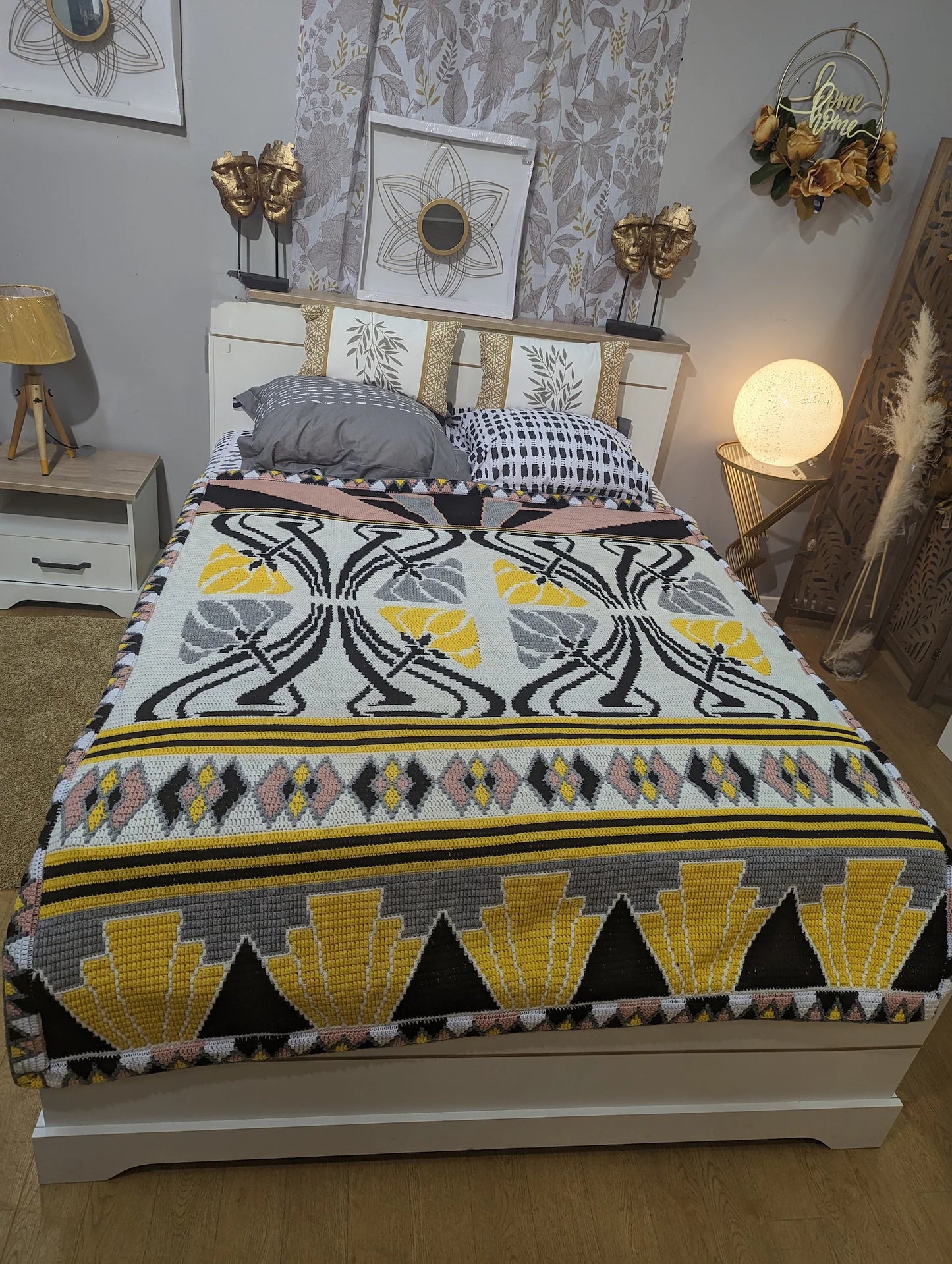 1925’s Art Deco Mosaic Blanket  Crochet Pattern