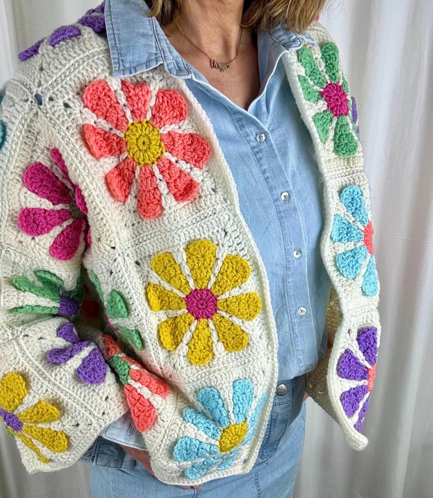 Daisy Granny Vintage Cardigan – Crochet Pattern