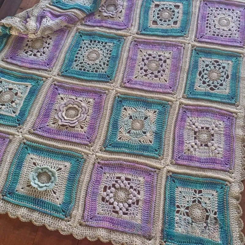 25 Block Afghan Throw - Crochet Blanket Pattern