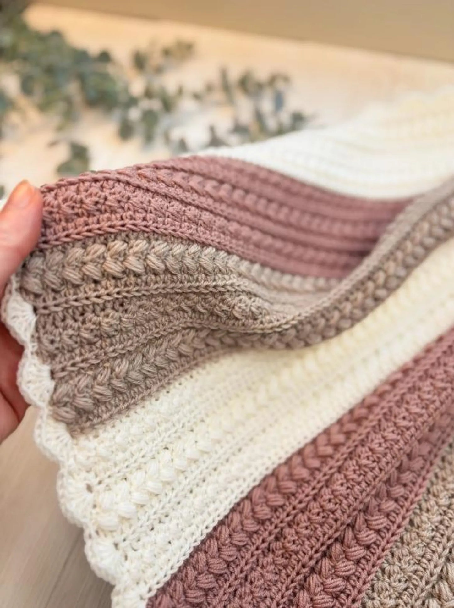 Little Lamb Baby Blanket crochet pattern