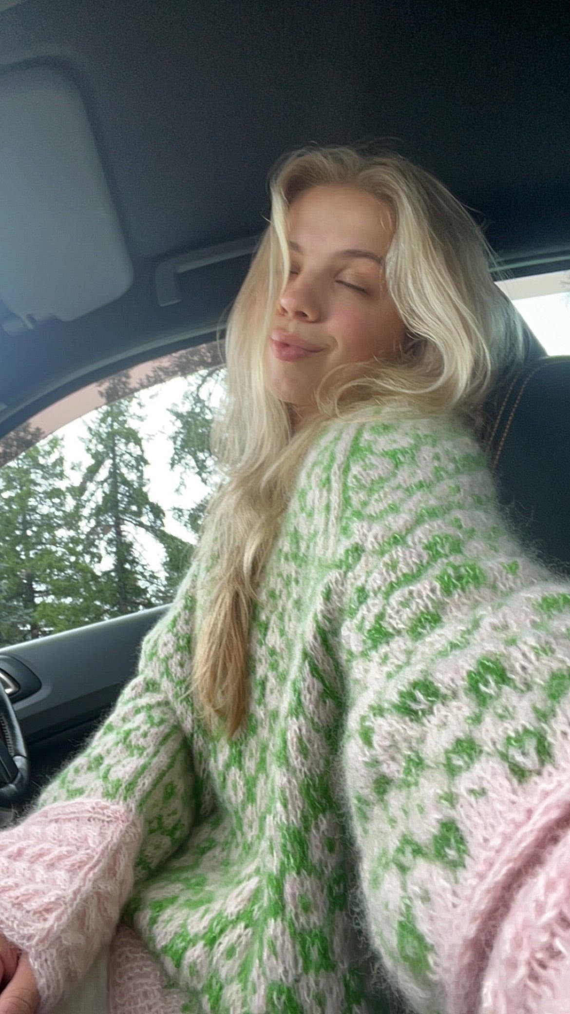 Fabel Sweater Knitting Pattern