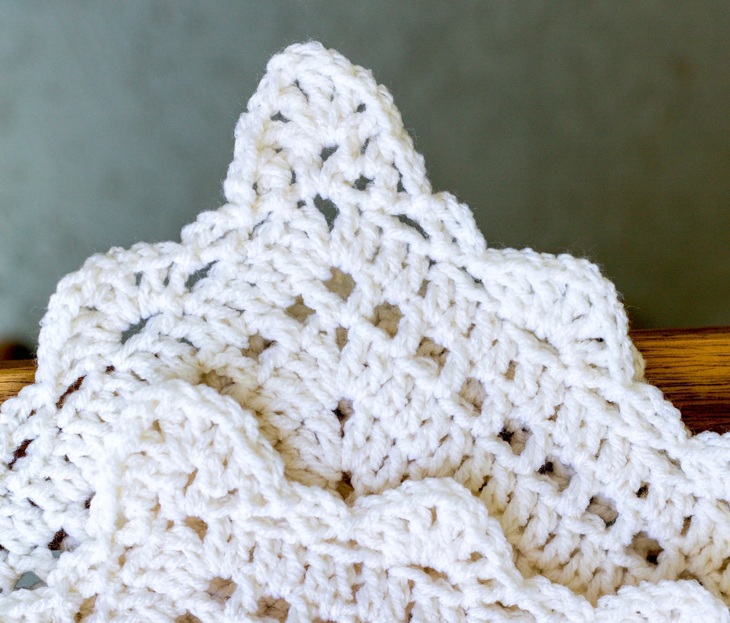 Crochet Baby Blanket Pattern - Midwife in a Square