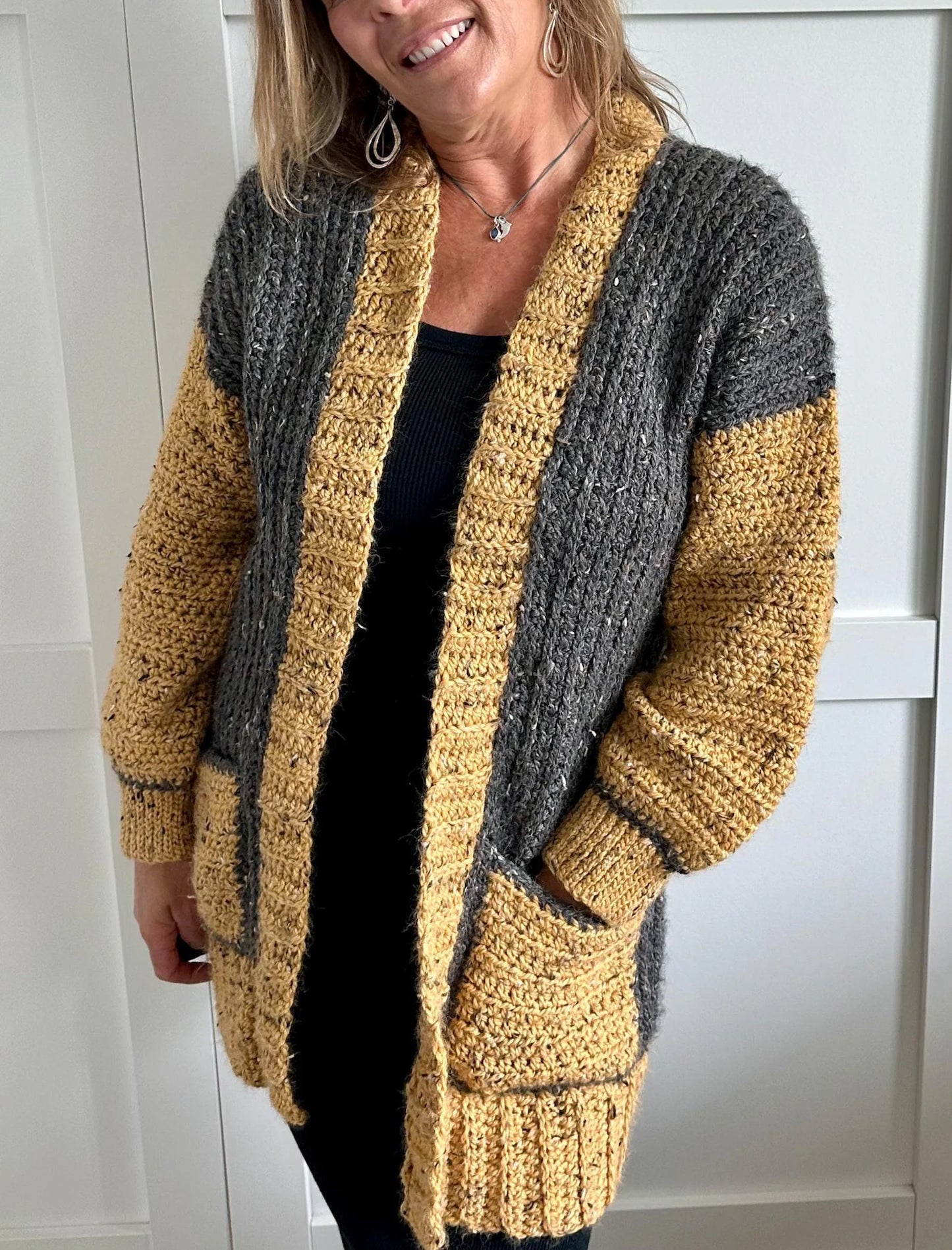Cozy Oversized Cardigan with Pockets (XS–5XL) Crochet Pattern