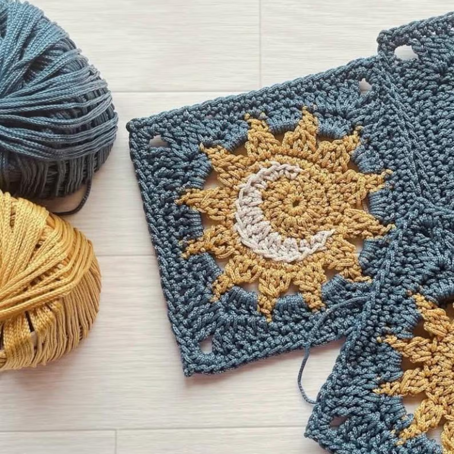 Sun & Moon Granny Square Crochet Pattern